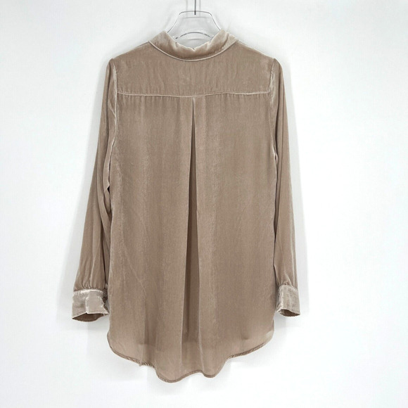 Garnet Hill Top Womens M‎ Cream Velvet Blouse Silk Blend Classic Capsule Career - Picture 2 of 5